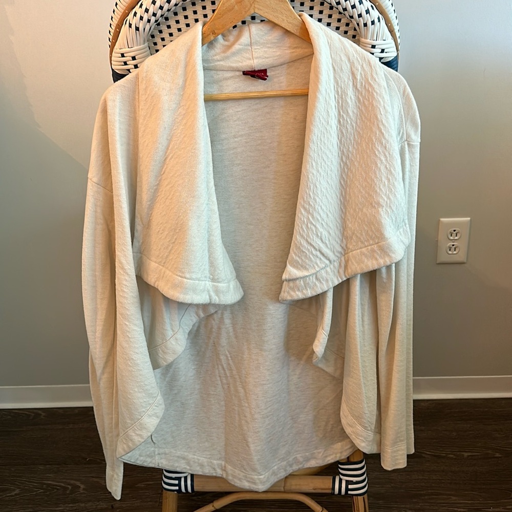 Merona Cream draped cardigan / sweatshirt. XL. Like new.